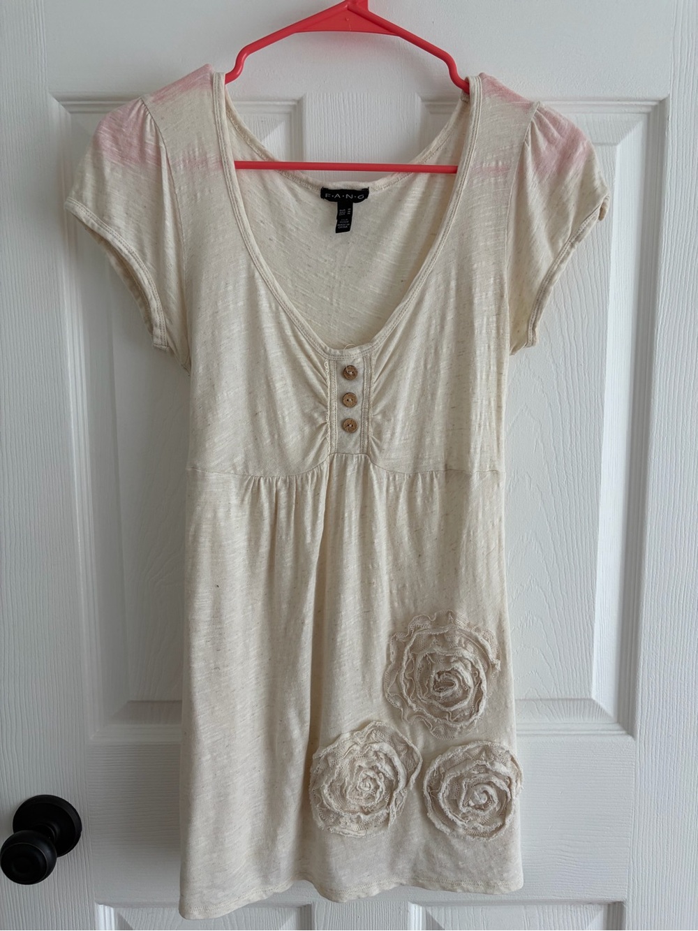FANG Light Cream Short Sleeve Scoop Neck Tunic with Rosette Accents